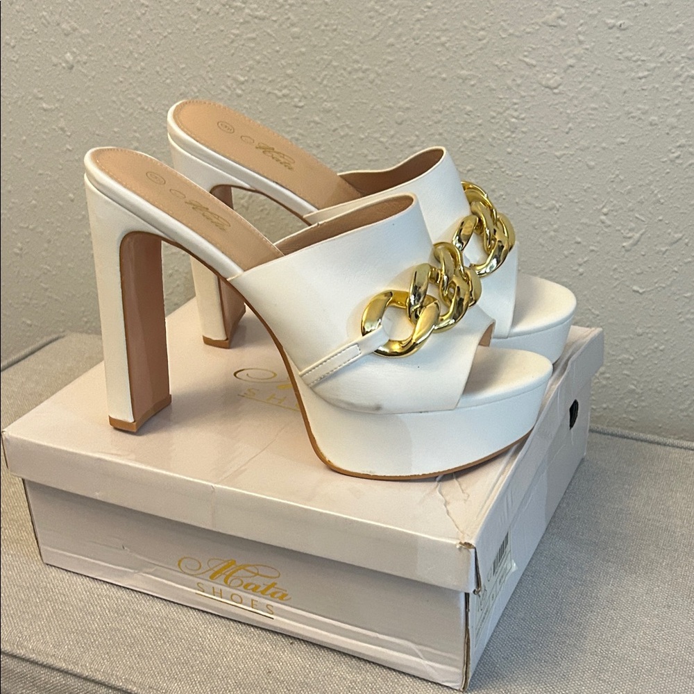 Mata Shoes White Heels with Gold Chain Accent
